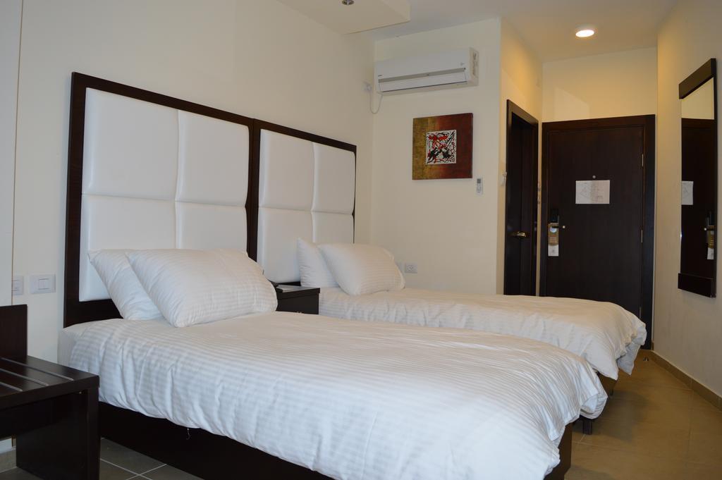 Taybeh Golden Hotel Ramallah Exterior photo